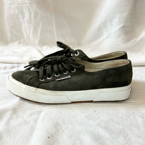 Superga Green Suede Low Top Sneaker Shoe - Picture 3 of 14